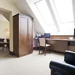 Park & Fitness Club 3*