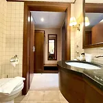 Отель Park & Fitness Club 3*
