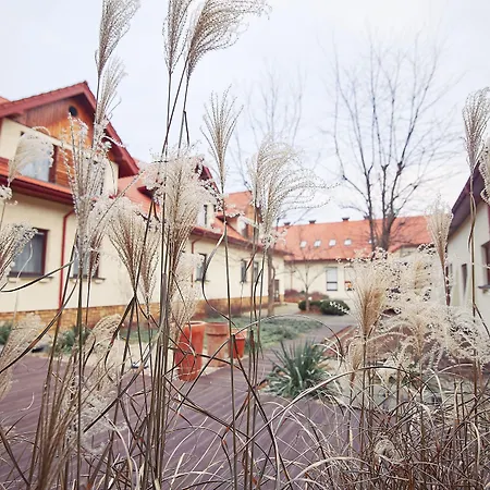 Szálloda Park & Fitness Club 3*