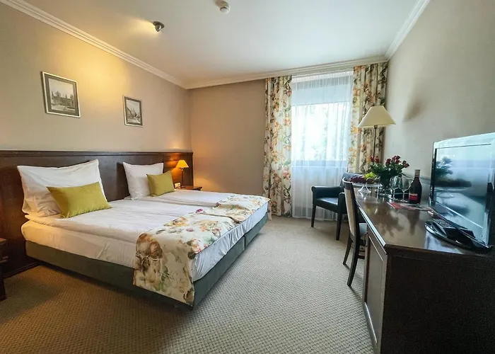 מלון Park & Fitness Club