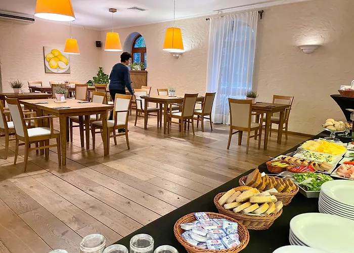 מלון Park & Fitness Club ז'שוב