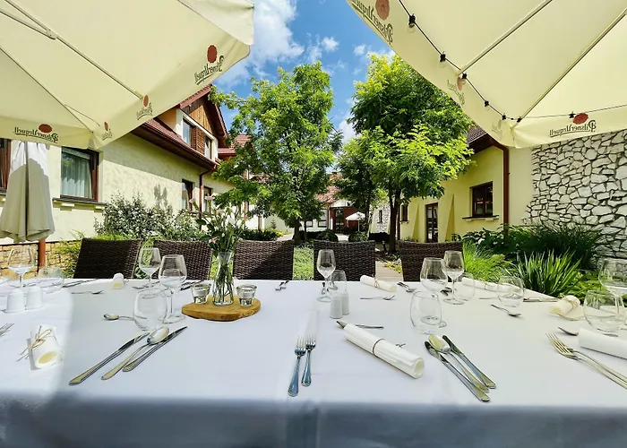 Park & Fitness Club 3* ז'שוב