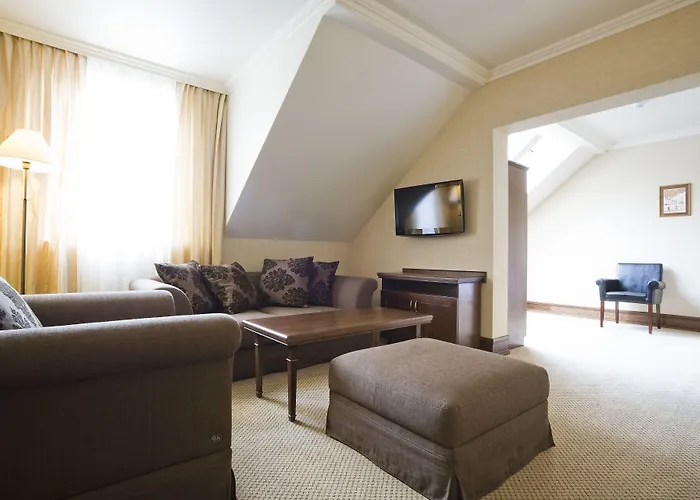 מלון Park & Fitness Club ז'שוב